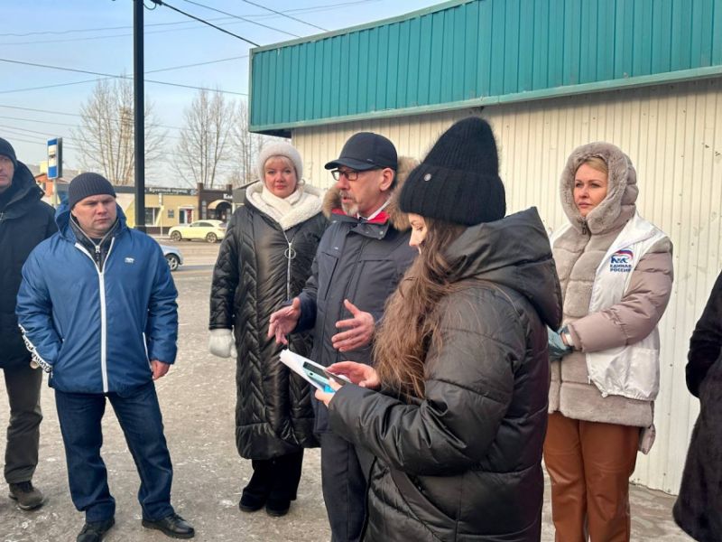 Депутаты приняли участие в обсуждении проекта будущего благоустройства улицы Мира