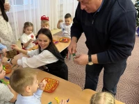 В рамках проекта "Время мечтать" во всех детских садах Ачинского района прошли новогодние мероприятия