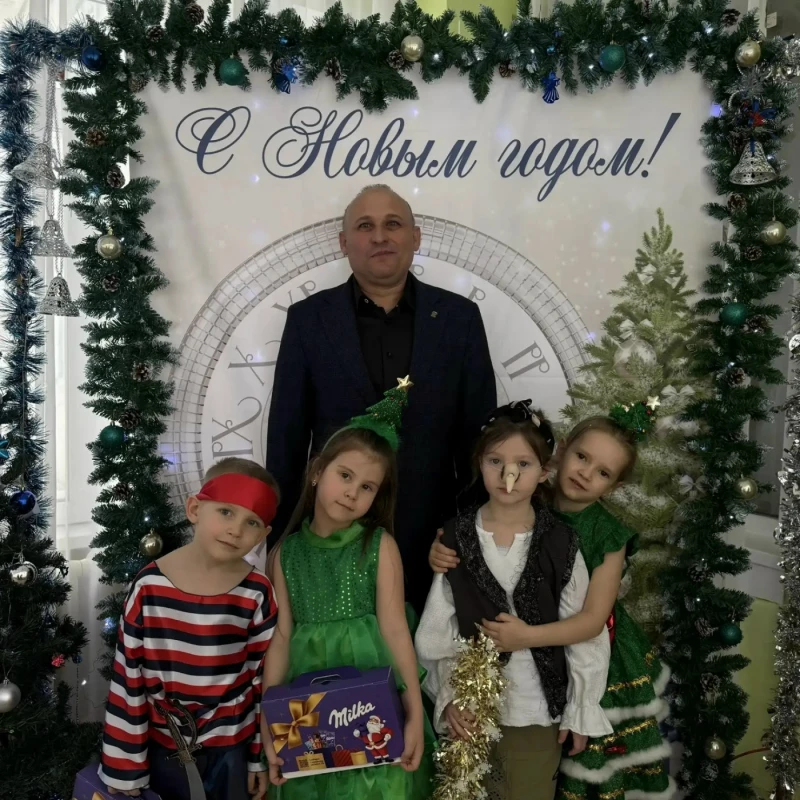 В рамках проекта "Время мечтать" во всех детских садах Ачинского района прошли новогодние мероприятия