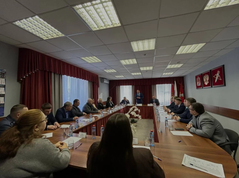 Депутаты округа совместно с депутатом Государственной думы приняли участие в подписании Соглашения о социально-экономическом сотрудничестве между муниципалитетом и Ачинским глинозёмным комбинатом компании РУСАЛ